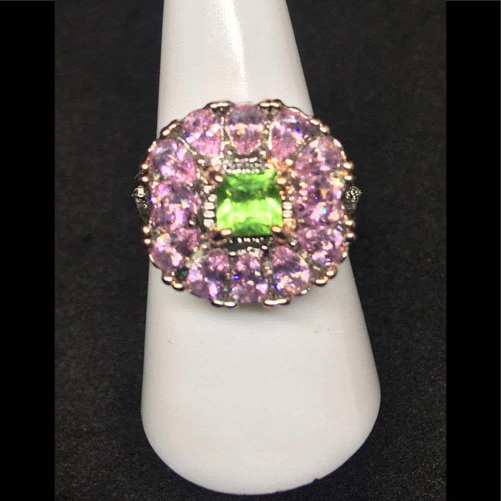 Unique Art Deco Style Natural Green & Pink Amethyst Flower Ring